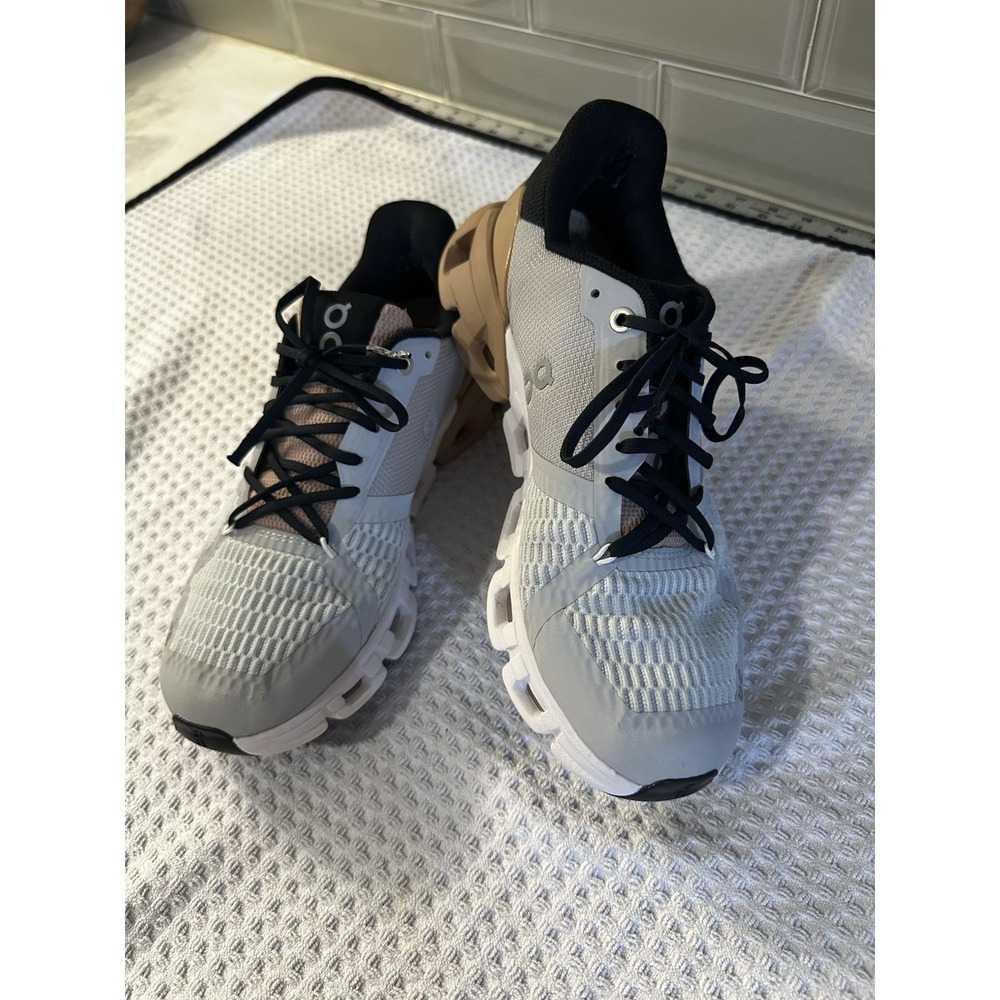 On Cloud Cloudflyer Women's Size 8.5 Glacier Rose Brown Running Athletic